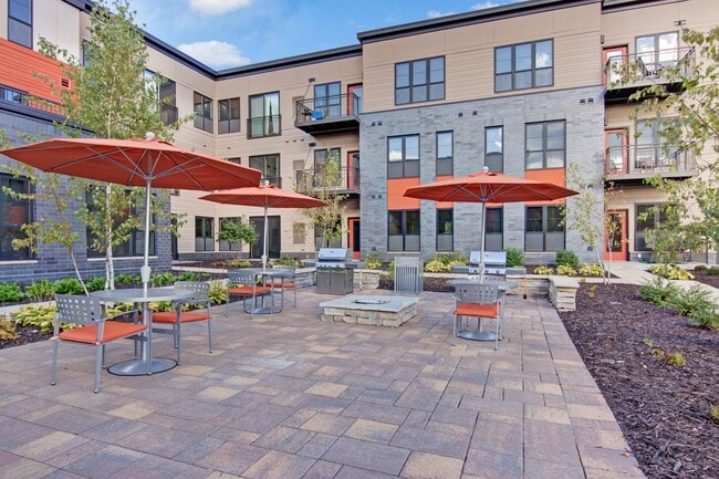 Building Photo - Siena Apartment Homes