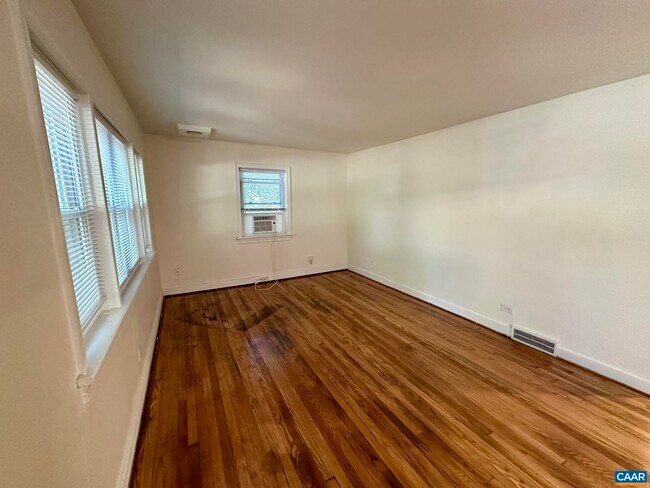 Foto del edificio - 2337 Highland Ave