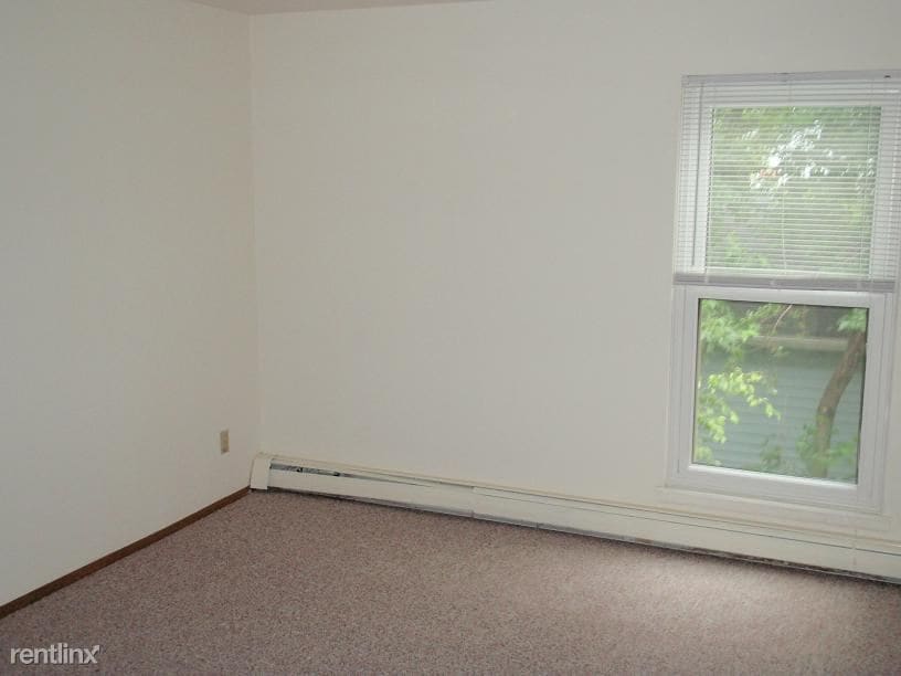 1 br, 1 bath Apartment - 322 Maple Ave Unit - 1 br, 1 bath Apartment - 322 Maple Ave  Unit