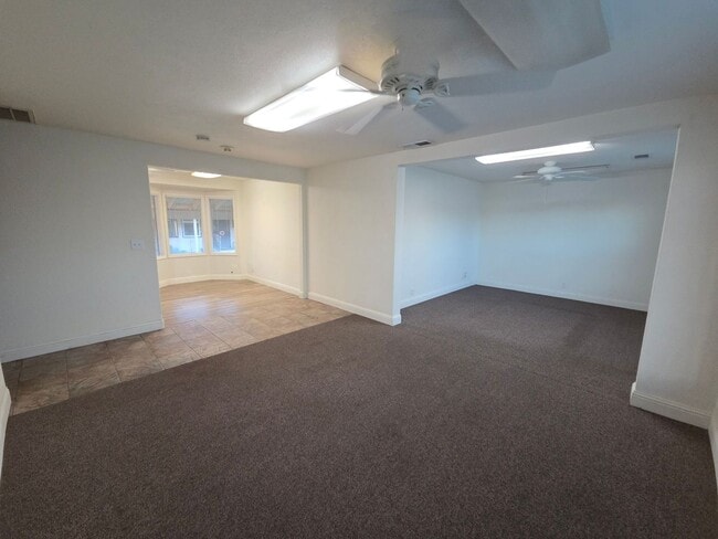 Foto del edificio - 2 Bedroom Apartment