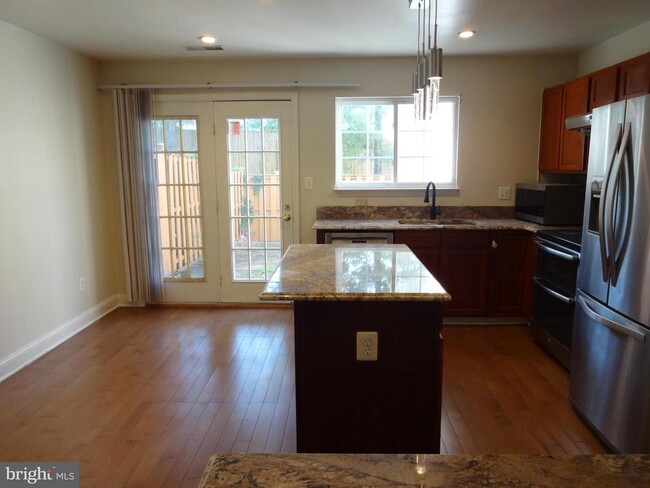 Building Photo - 13115 Quail Creek Ln