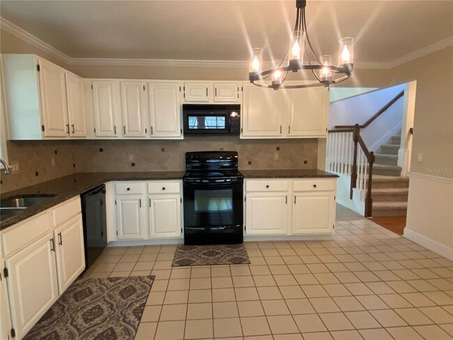 Building Photo - 503 Lake Charm Ct
