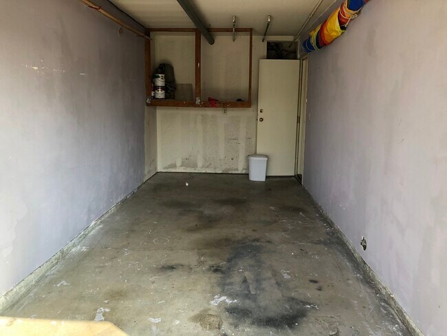 Private one car garage - 7732 Speer Dr