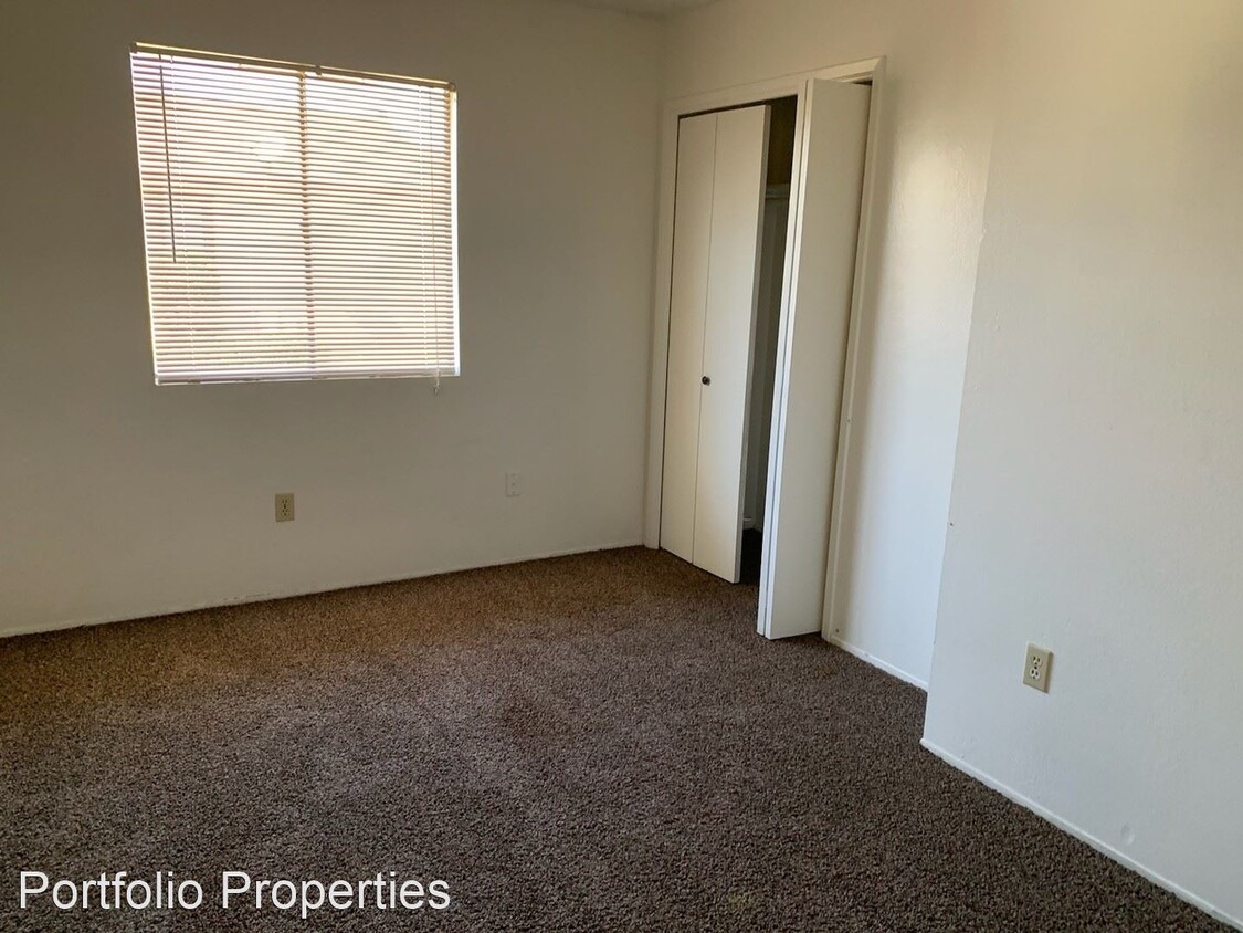 Building Photo - 2820 N Half Moon Dr