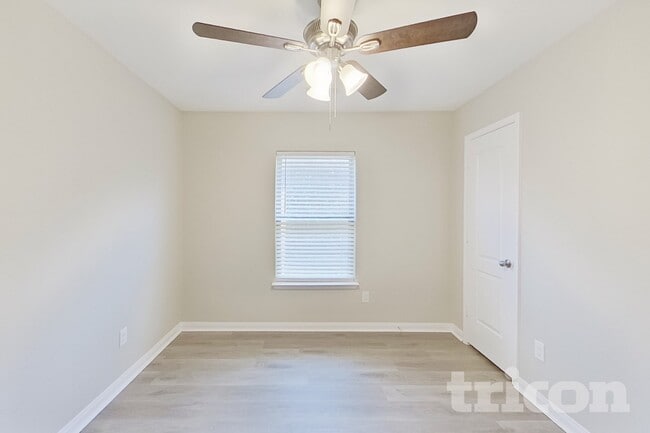 Building Photo - 6312 Jasper Lake Dr