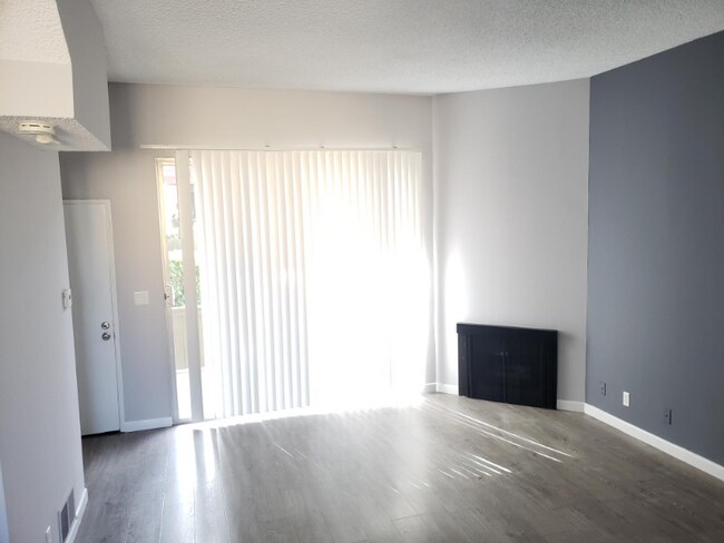 Foto del edificio - 3711 Emerald St