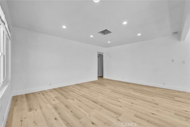 Foto del edificio - 5224 Hallowell Ave