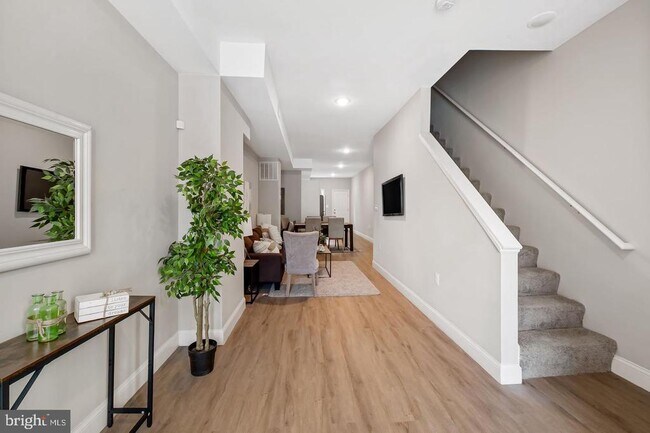 Foto del edificio - 1607 Clifton Ave