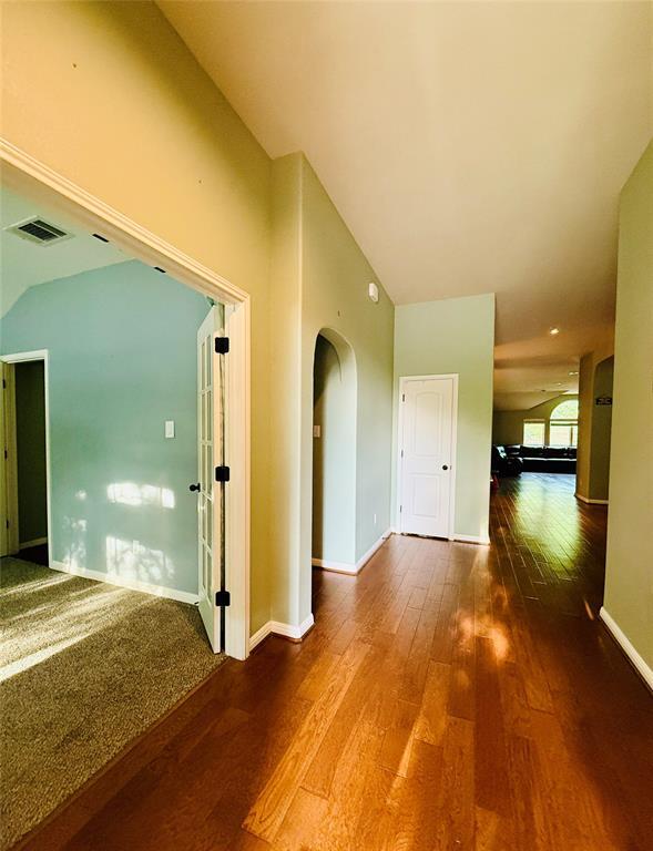 Building Photo - 209 Monahans Dr