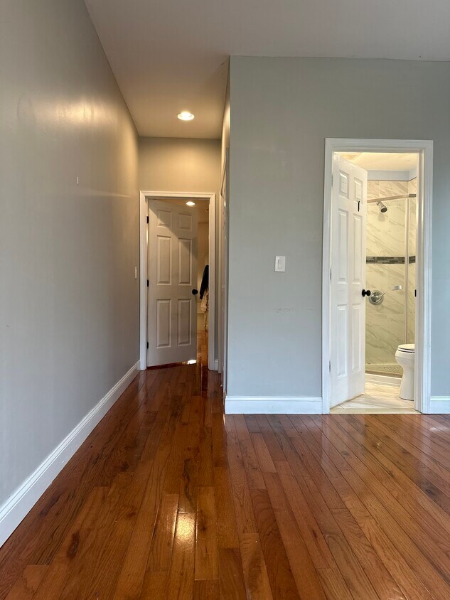 Foto principal - 1841 W Master St