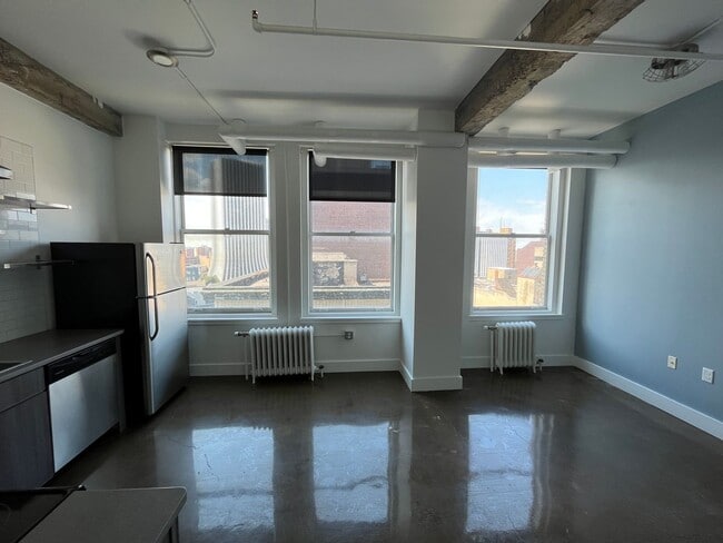 Interior Photo - The Columbus Building