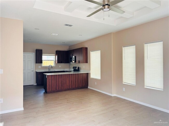Building Photo - 2918 W Driftwood St