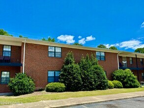 Building Photo - 3311 Landmark St