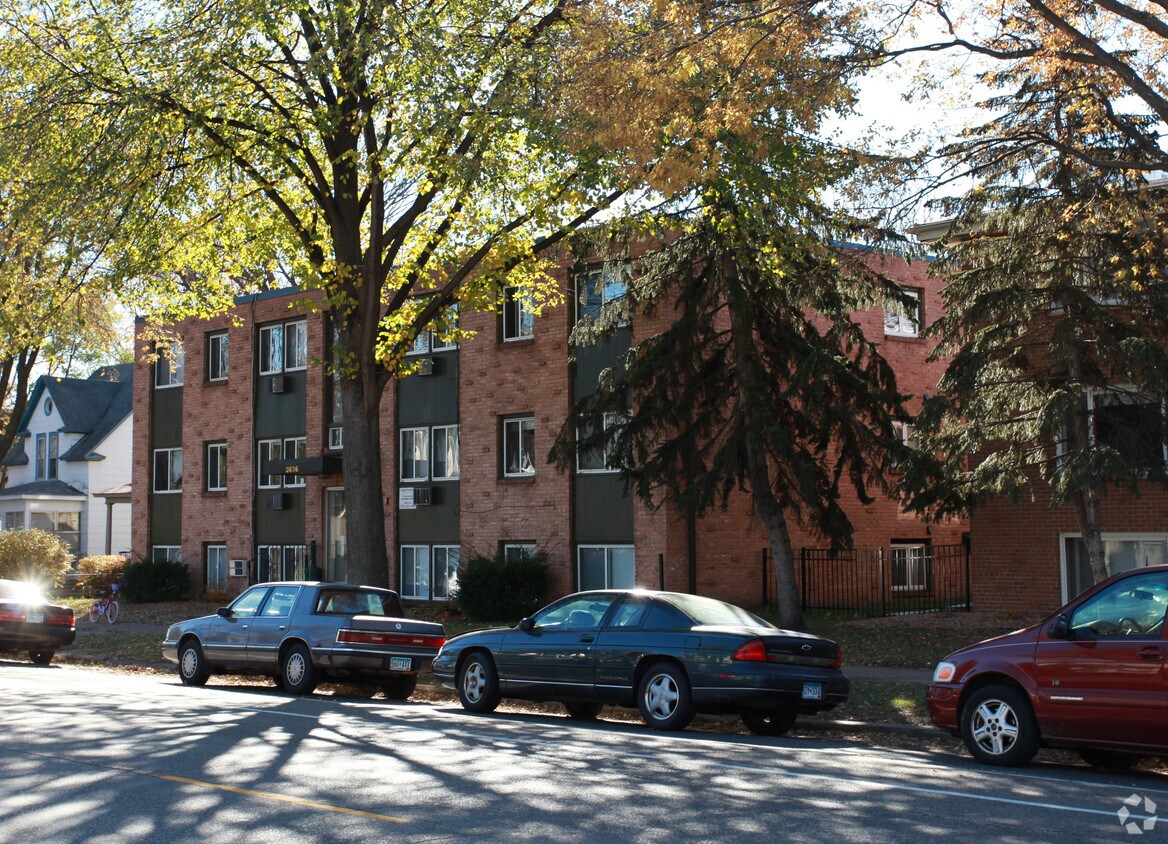 Foto del edificio - 3636 Minnehaha Ave