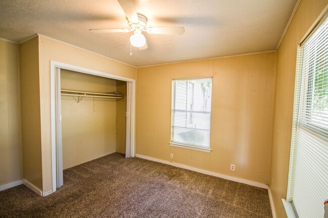 Photo - 1315 Dawson St Apartment