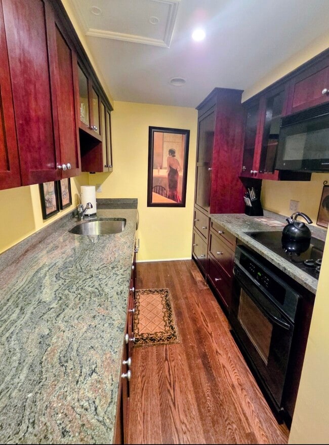 Foto del edificio - 73 Pinckney St