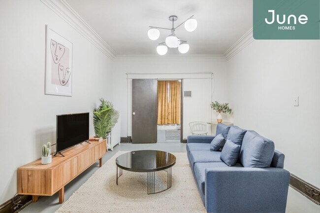 Foto del edificio - Queen room in 5-bed/2.0-bath Home