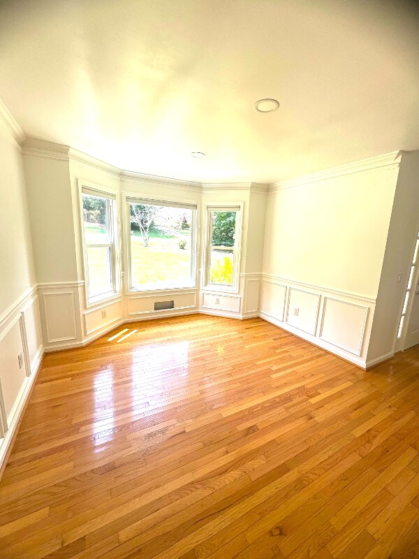 Building Photo - 45 Spring Forest Ct