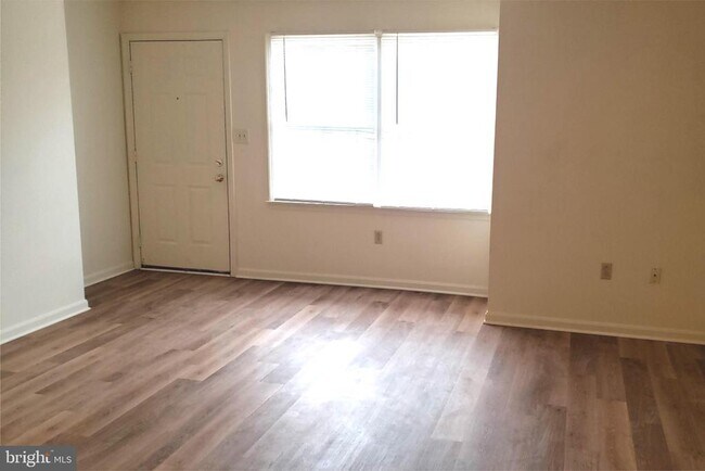 Foto del edificio - 121 S 3rd St