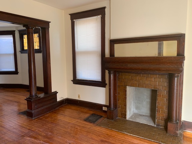Primary Photo - 2958 Harrison Ave