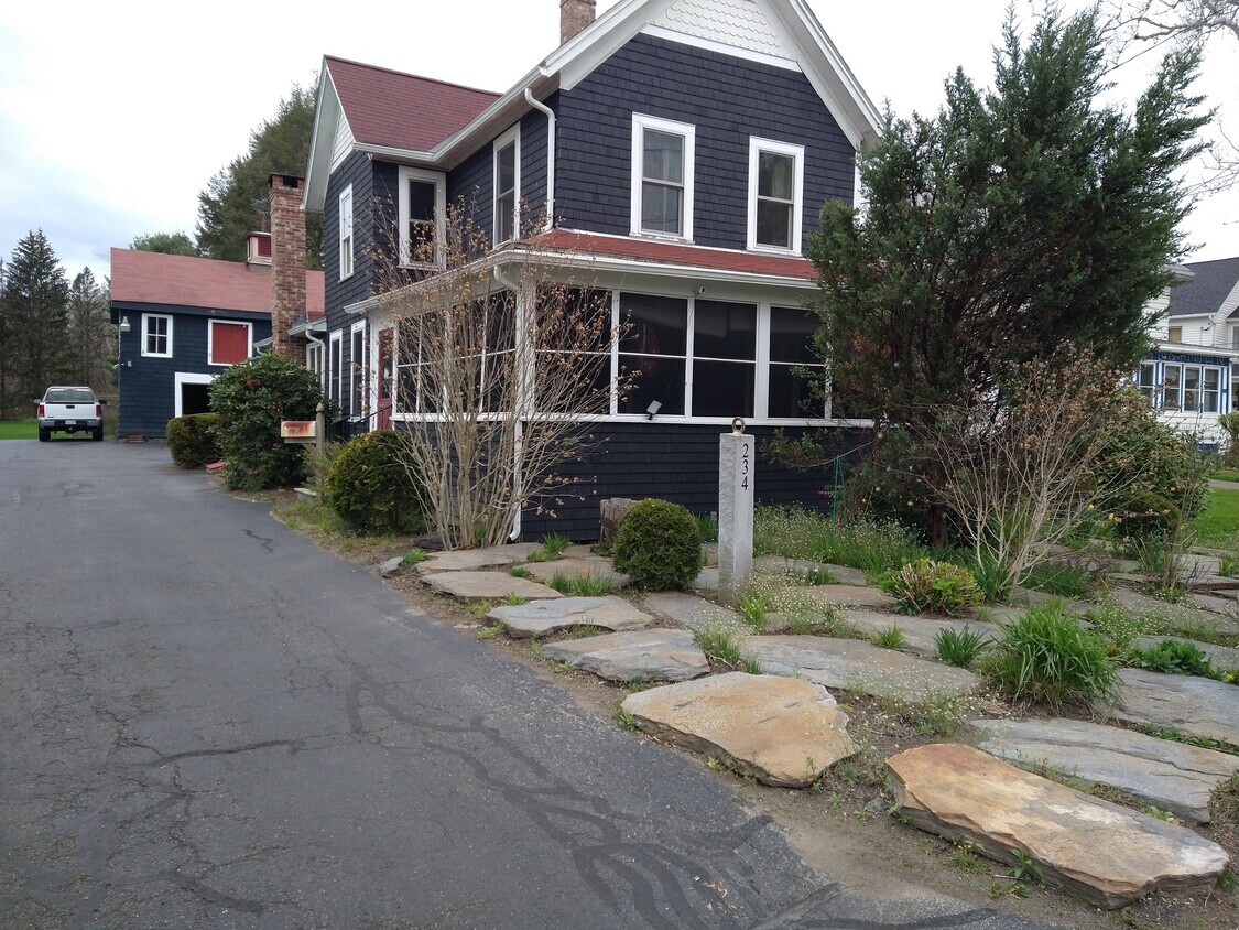 Primary Photo - 234 North St