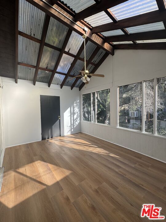 Building Photo - 825 N Beverly Glen Blvd