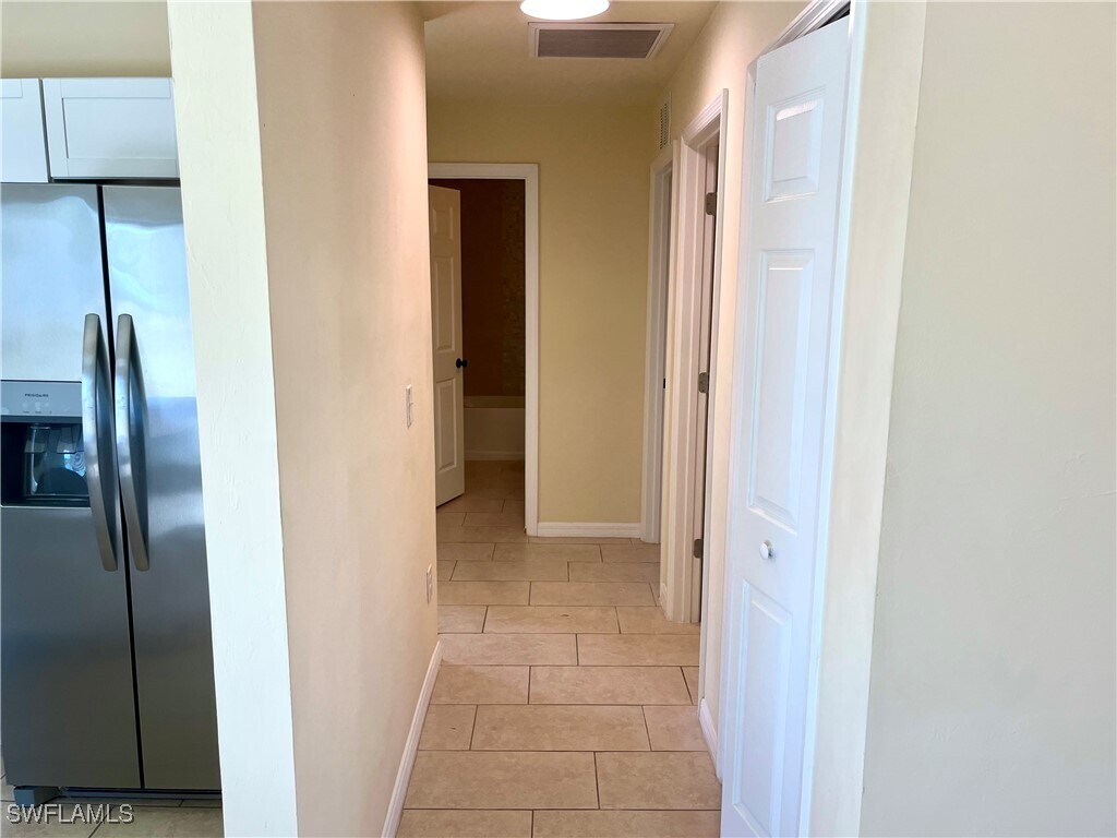 Foto principal - 704 NE 2nd Pl