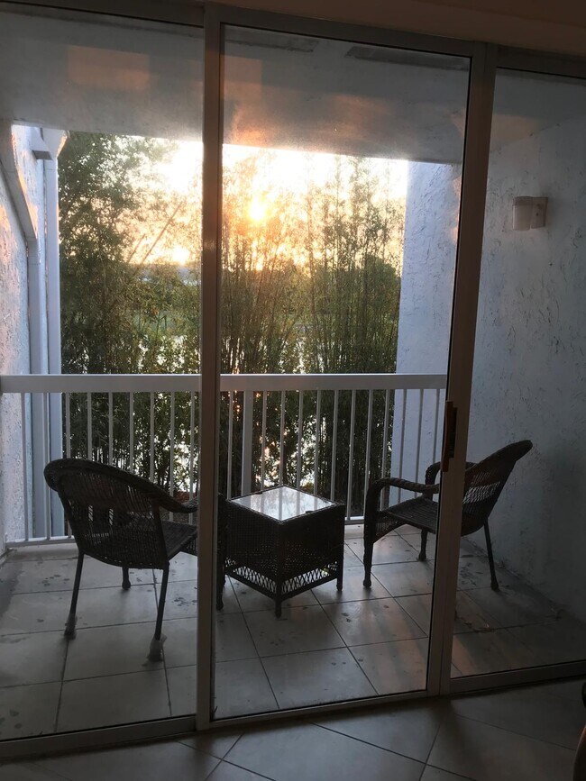 Foto del edificio - 4878 NW 97th Pl