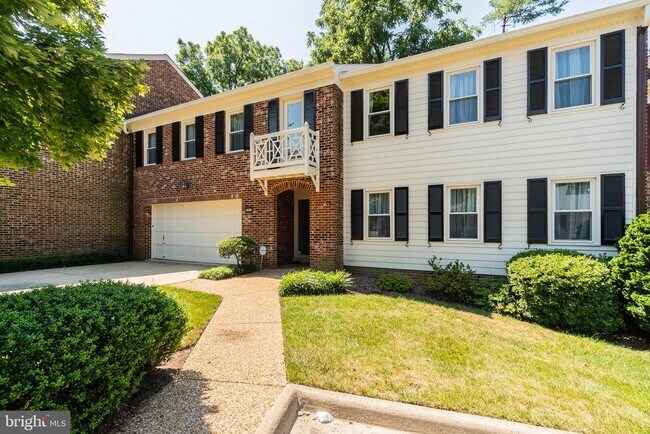 Foto del edificio - 10515 Meadow Bridge Ln