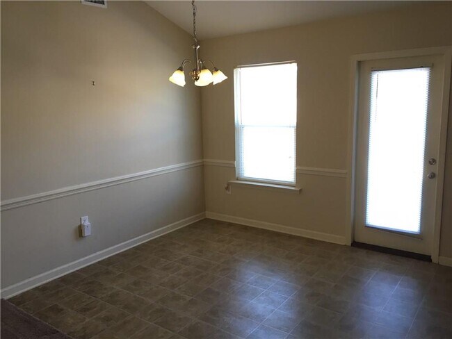 Foto del edificio - 9472 Fox Ct W