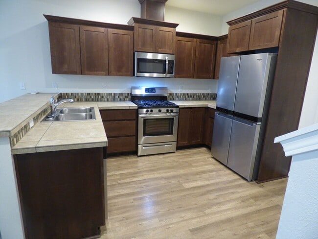 Foto del edificio - 3 Bed 2.5 Bath townhome off Liberty Rd!