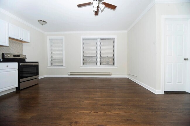 Foto del edificio - 3346 N Marshfield Ave