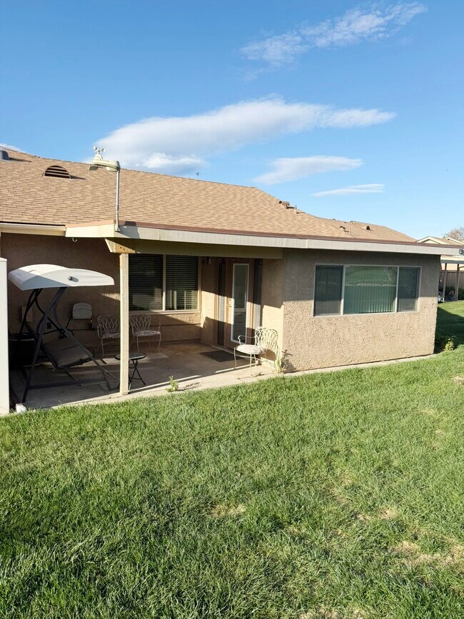 Foto del edificio - 20178 Village 20