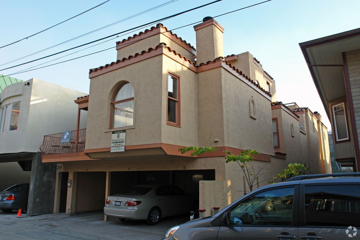 Foto del edificio - 327 Riverview Ave