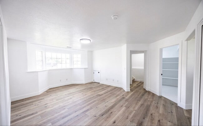 Foto del edificio - 465 S 100 E St