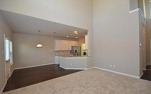 Foto del edificio - Beautiful townhouse located in Chase Oaks ...