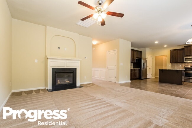Building Photo - 4620 Cabrini Pl