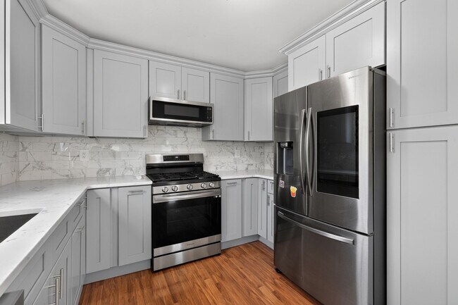 Foto del edificio - 402 Candlewood Way