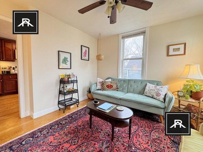 Foto del edificio - 2 bedroom in Brookline MA 02446