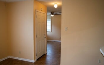 Building Photo - 4826 Redfish Reef Dr