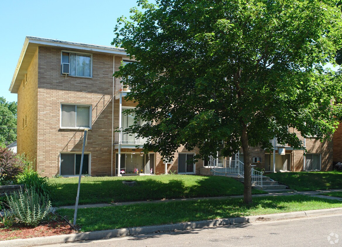 Primary Photo - 1475 Wynne Ave