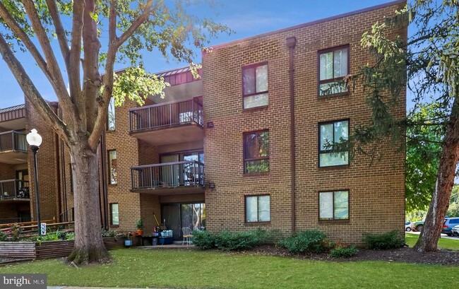 Foto del edificio - 7583 Margate Ct