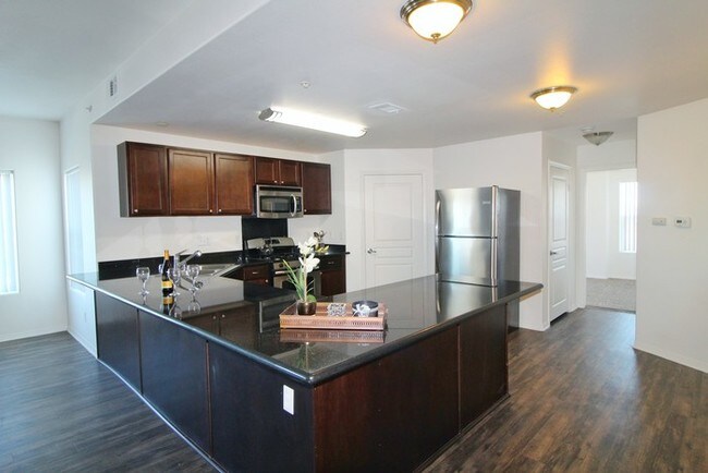 Building Photo - 819 D Ave