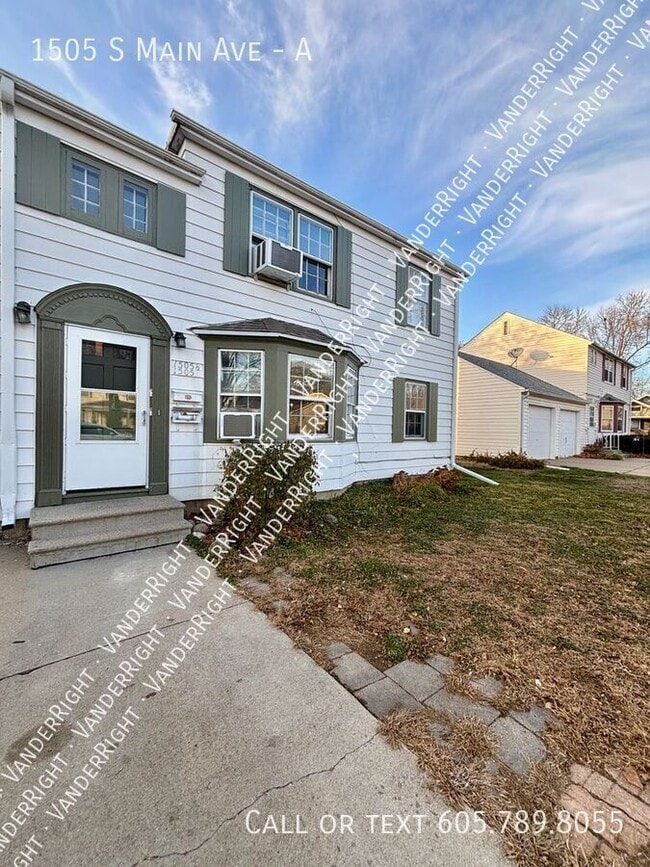 Building Photo - 1505 S Main Ave