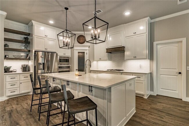 Foto del edificio - 2816 Oak Hill Ave