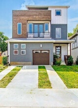 Building Photo - 1213A Tremont Ave