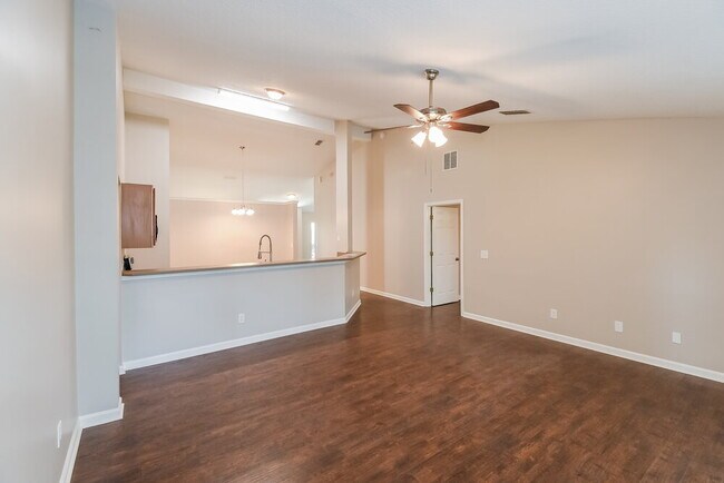 Foto del edificio - 2760 Cold Creek Blvd