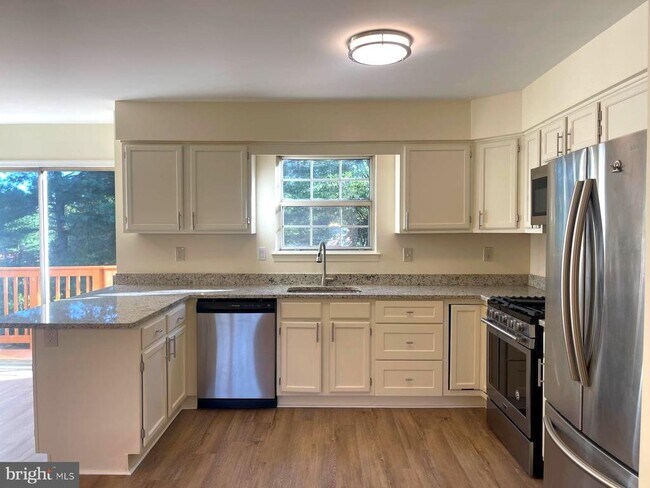 Foto del edificio - 46633 Spectrum Way