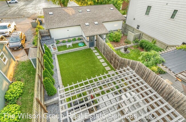 Building Photo - 4 br, 4 bath House - 2217B 11th Avenue South