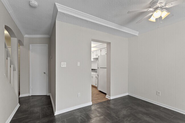 Foto del edificio - 2325 W Pensacola St